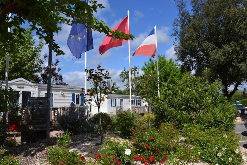 Camping Le Rupe Tolosa Esterno foto